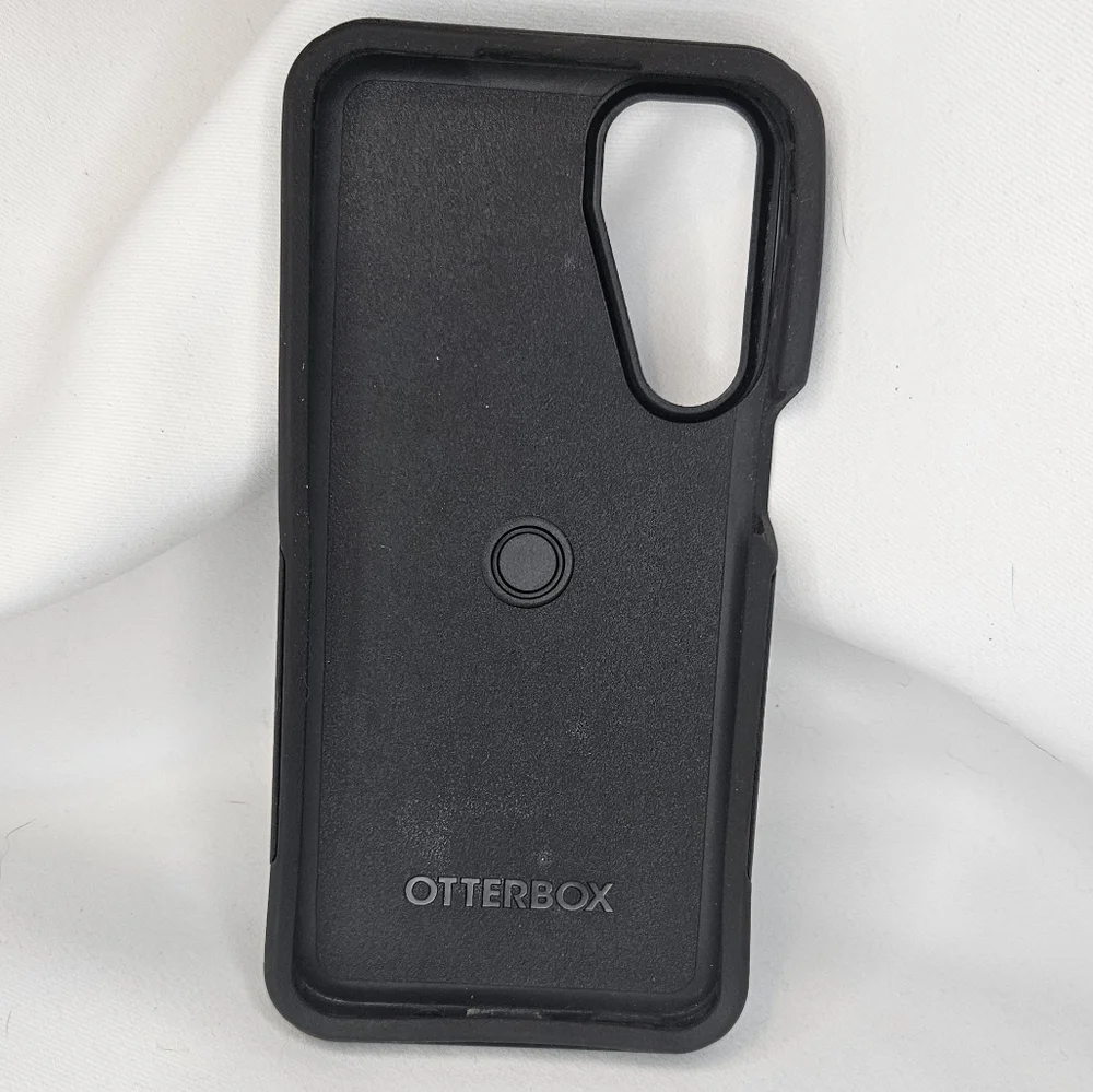 OtterBox Samsung A16 Black Phone Case